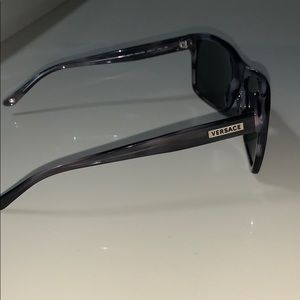 Versace Sunglasses 4211 940/6G Authentic